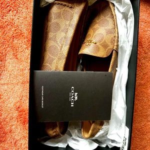 Coach Marley Driver Flats Tan. New never worn. Size 7 1/2